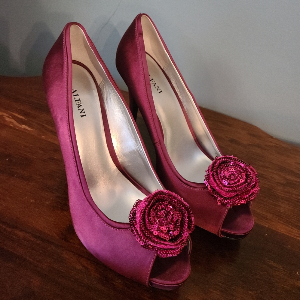 Women's Alfani Peep toe Heels
